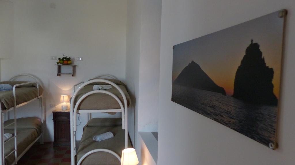 Il Vulcano A Piedi Stromboli Eksteriør billede